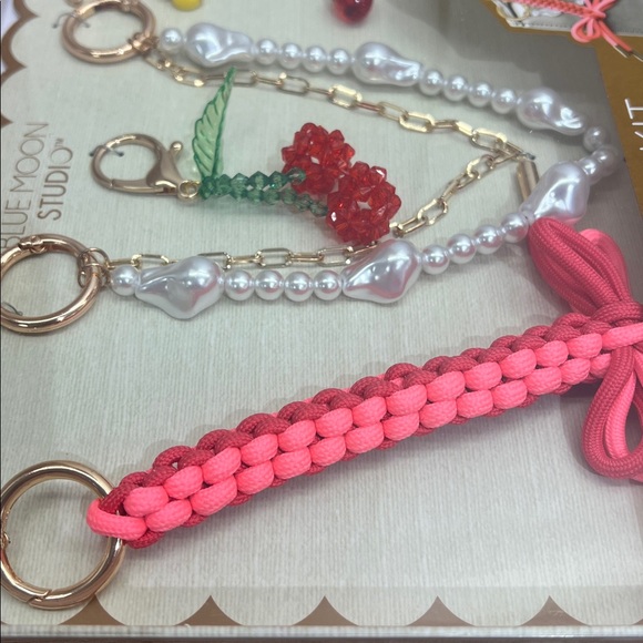 Blue Moon Studio Pink Braided Tassel Bag Charm Kit - Picture 2 of 3